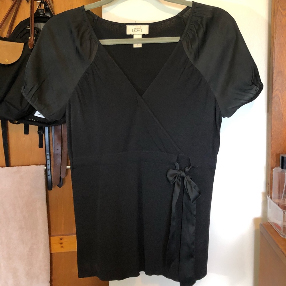 Ann Taylor Loft Black Sweater Tee w/ Cap Sleeves S